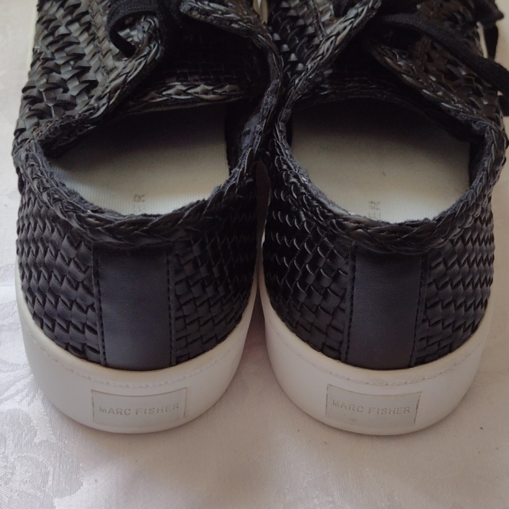 Marc Fisher wolven look shoe - Picture 5 of 6